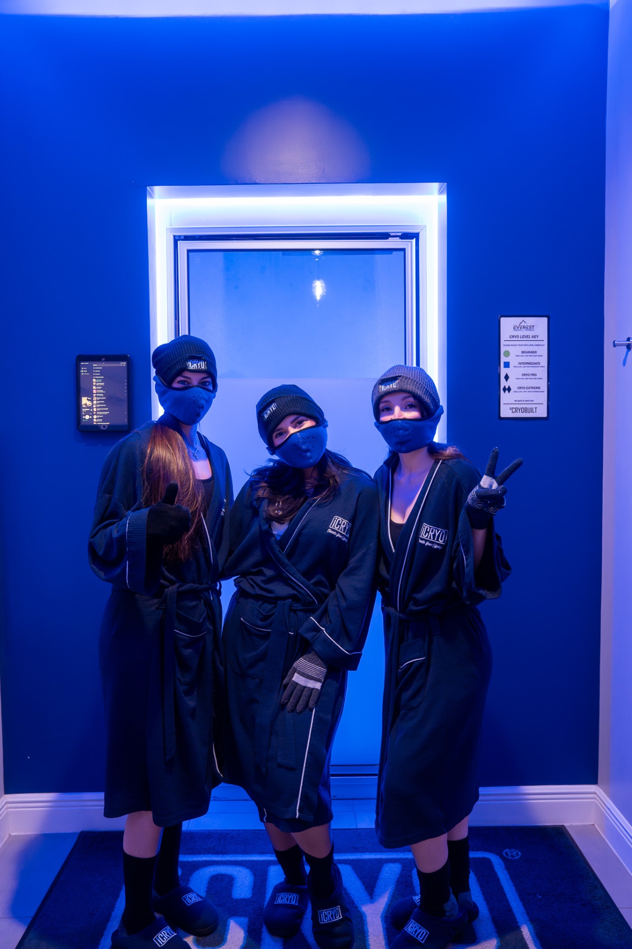 Cryotherapy vs. Ice Baths: Which Recovery Method is Right for You?